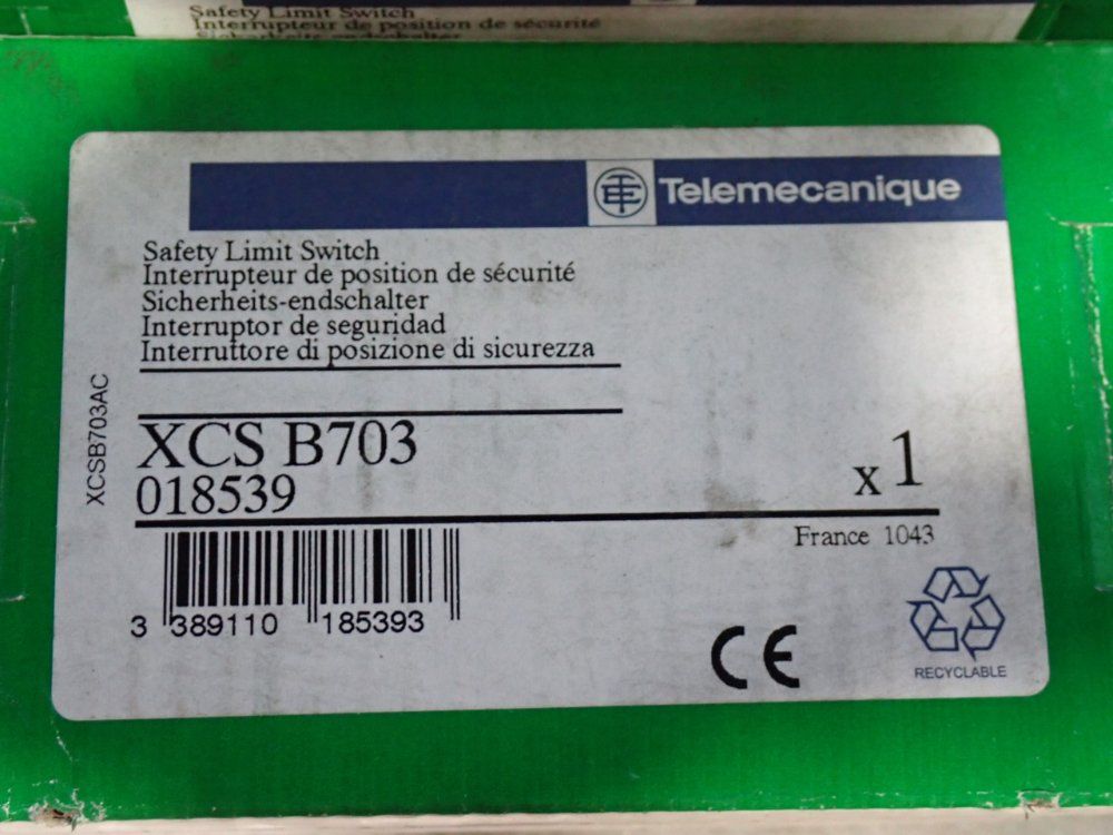 Telemecanique Safety Limit Switches - Xcs B703