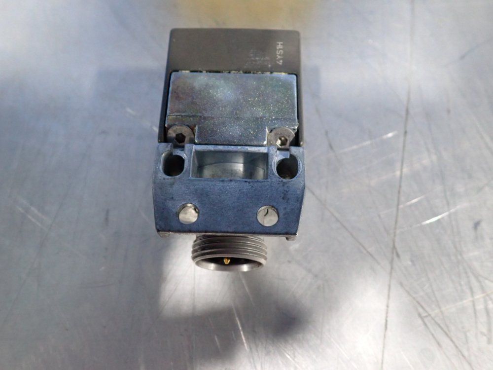 Turck Inductive Proximity Sensor - Bi20u-ca40-adz30x2-b1131