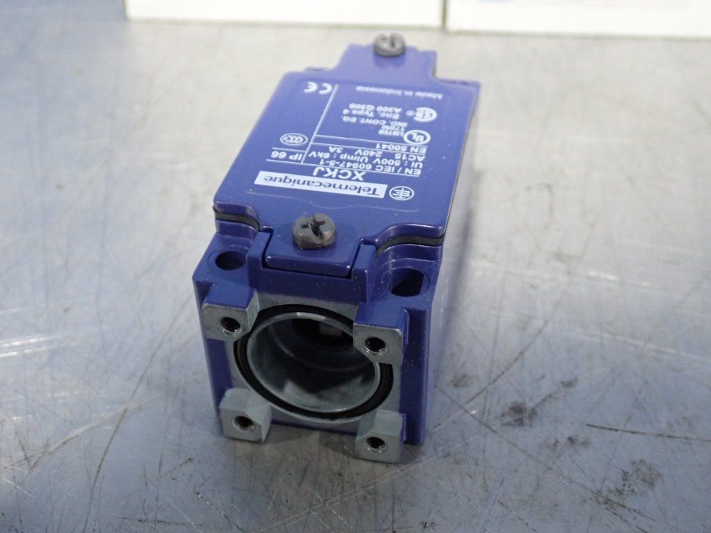 Telemecanique Limit Switches - Xckj1