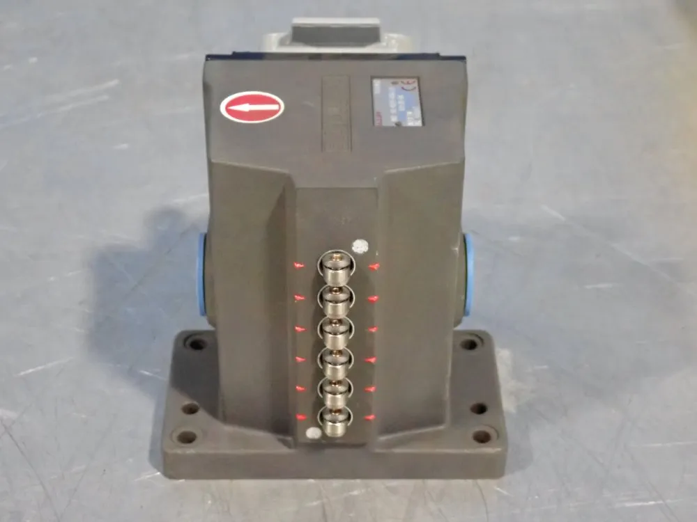 Balluff Mechanical Multiple Limit Switch - Bns 813-x524-d06-li2-100-22-06