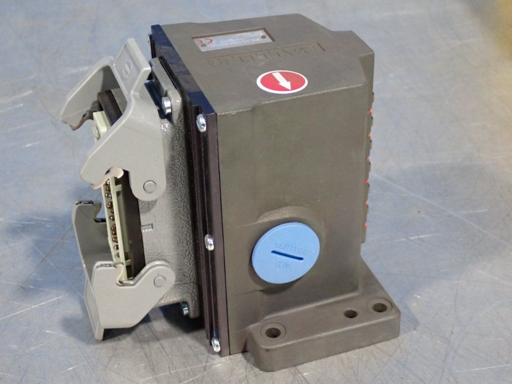Balluff Mechanical Multiple Limit Switch - Bns 813-x524-d06-li2-100-22-06