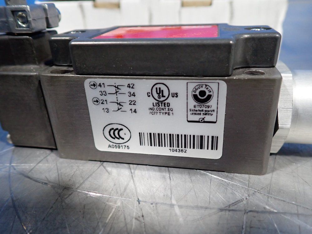 Euchner Safety Switches - Nz1hs-3131e-8c 400-147