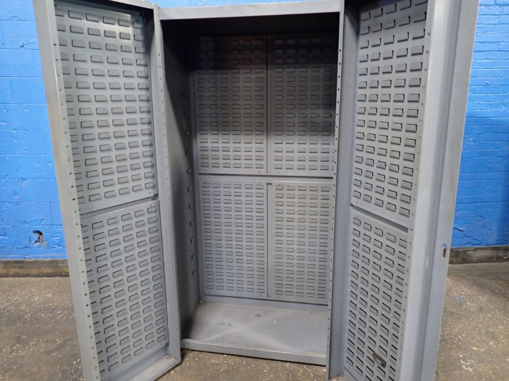 Hardware Cabinet