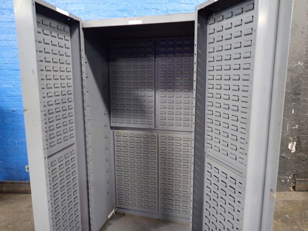 Hardware Cabinet
