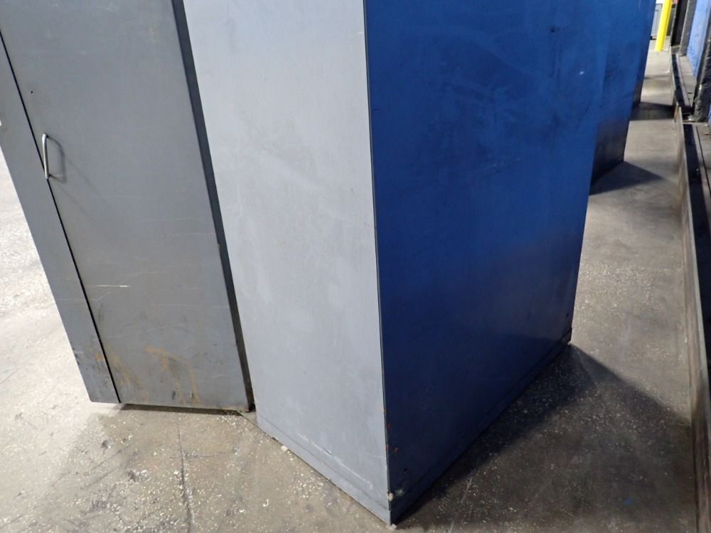 Hardware Cabinet