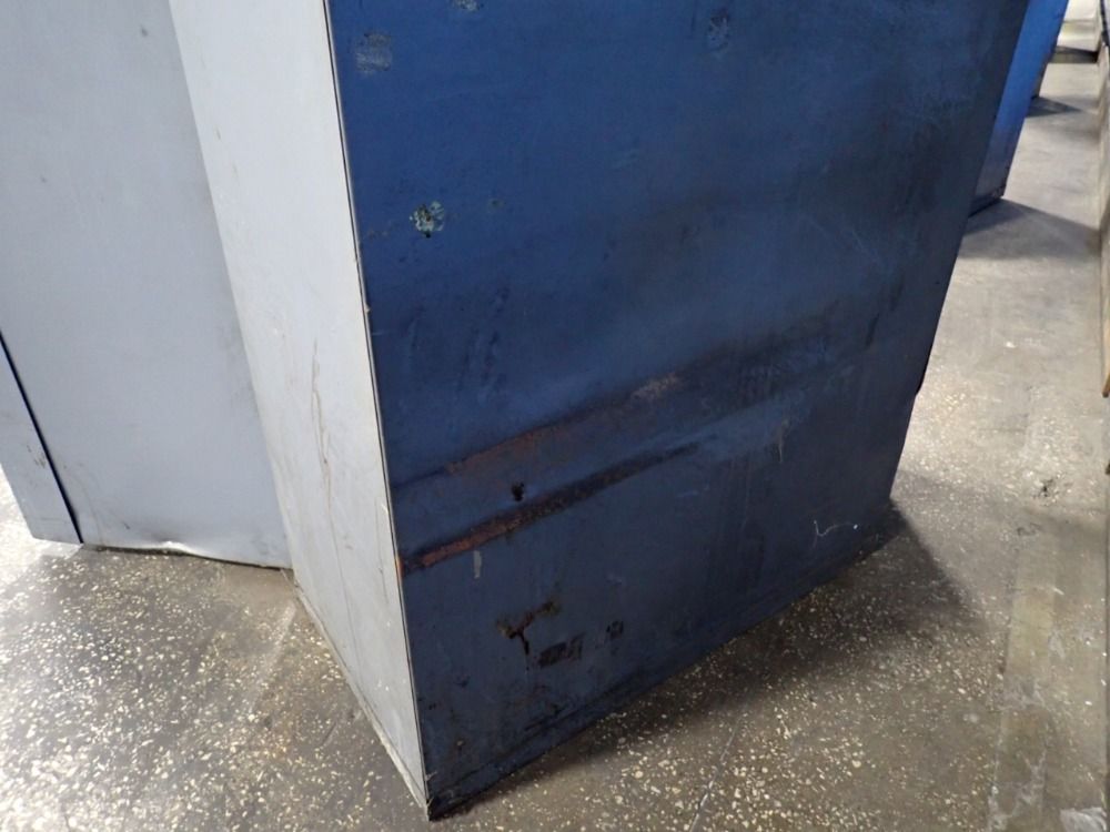 Hardware Cabinet