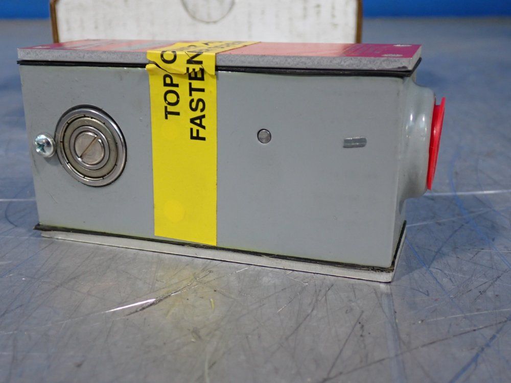 Namco Controls Snap-lock Limit Switches - Ea15030500