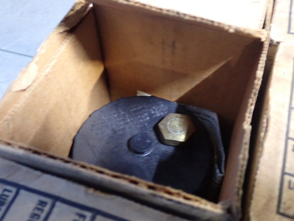 Lubricators & Oil Tank