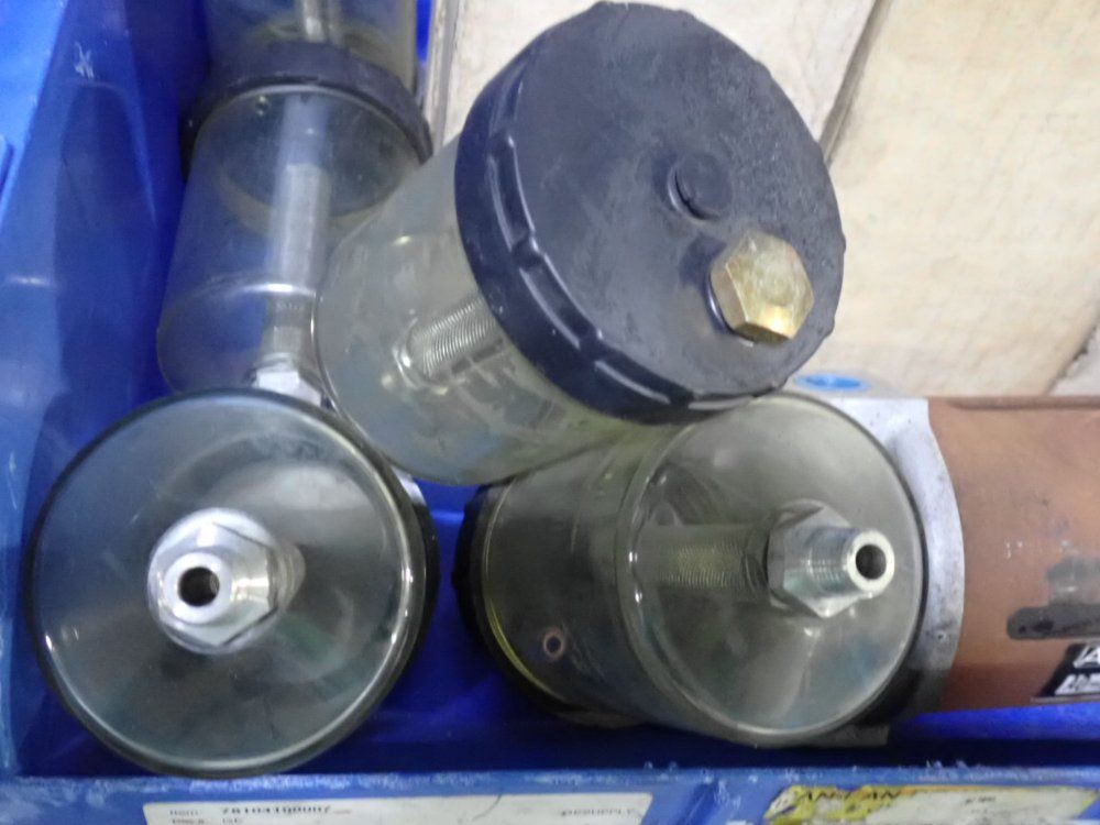 Lubricators & Oil Tank