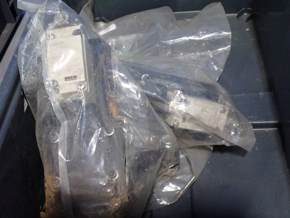 Omron Limit Switches - D4a-e20