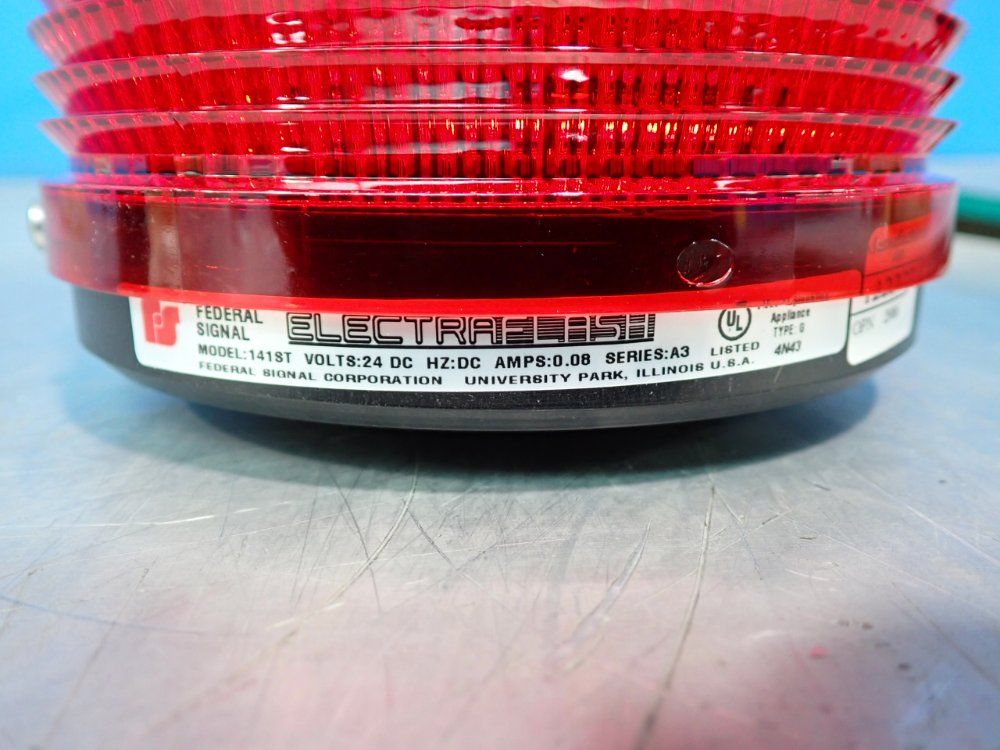 Federal Signal Electraflash Strobe Light - 141st