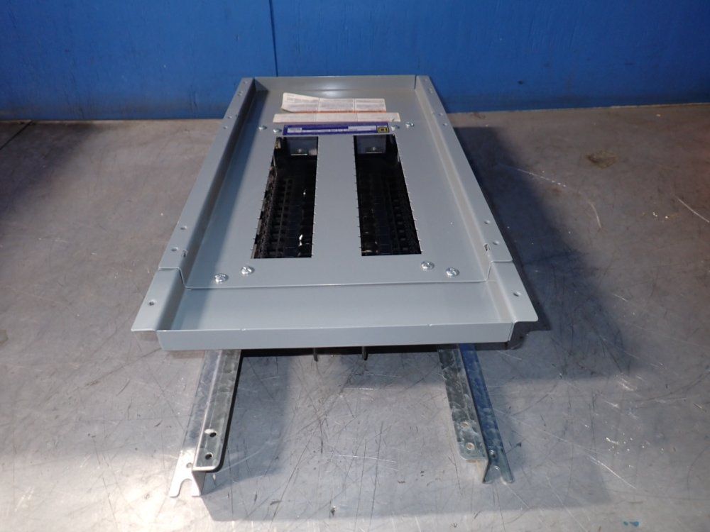Square D 225 Amps Breaker Switch Panel - Nq30l2