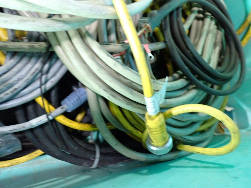 Assorted Cables & Wiring