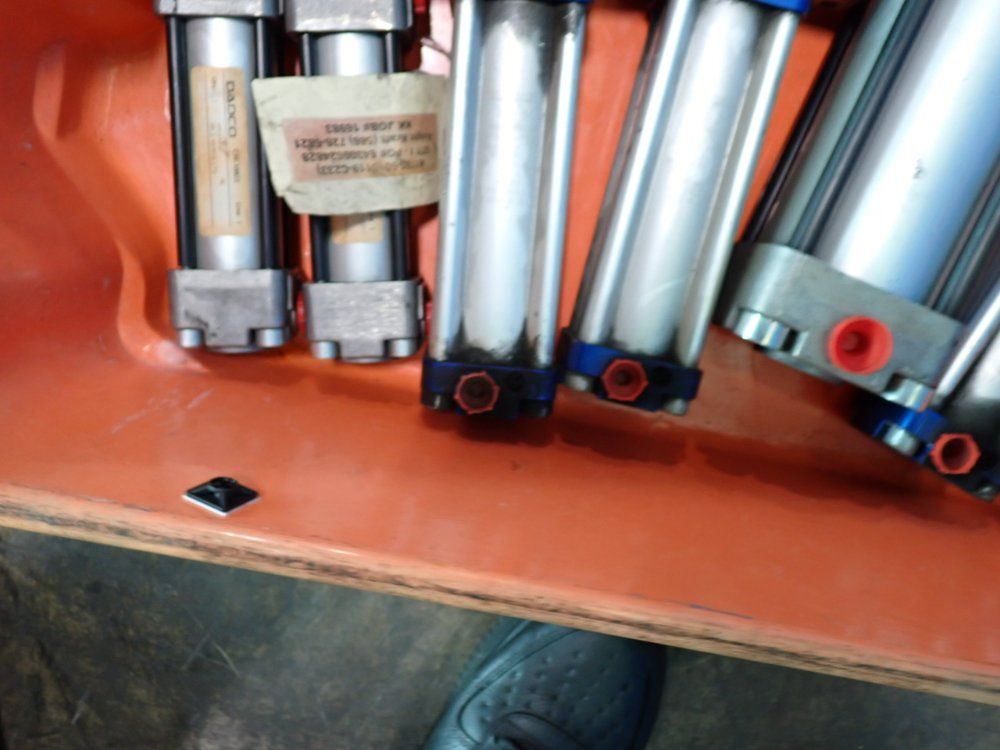 Pneumatic Cylinder Assortment
