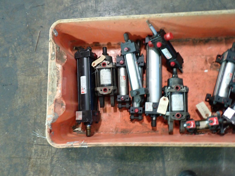 Pneumatic Cylinder Assortment Lot