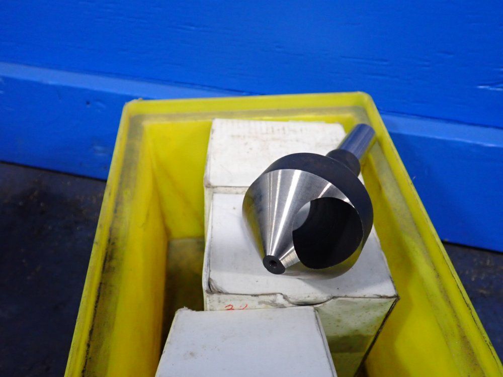 Countersink & Deburring Tool