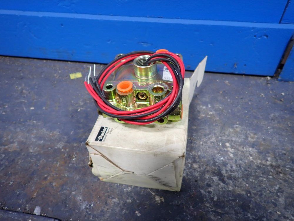 Parker Skinner Valve - V935lx15c