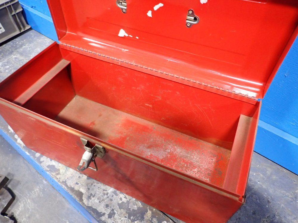 18" X 8 1/2" X 8" Tool Box