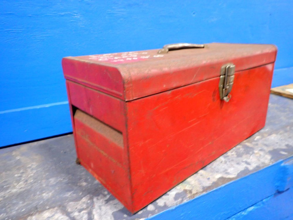 18" X 8 1/2" X 8" Tool Box