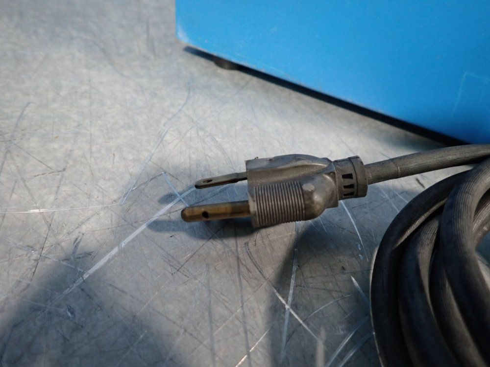 Dyonics Fiber Optic Light Source - 375a