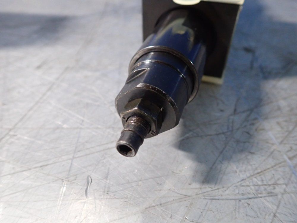 Vickers Pressure Relief Valve - Dgmc2-3-at-cw-bt-cw-41