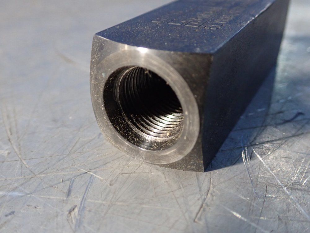 Parker Check Valve - C820s