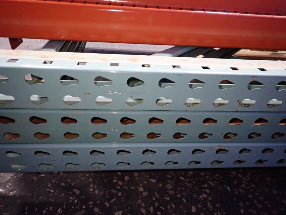 Pallet Racking - Teardrop