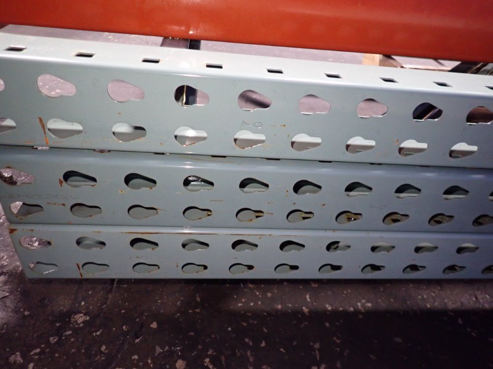 Pallet Racking - Teardrop