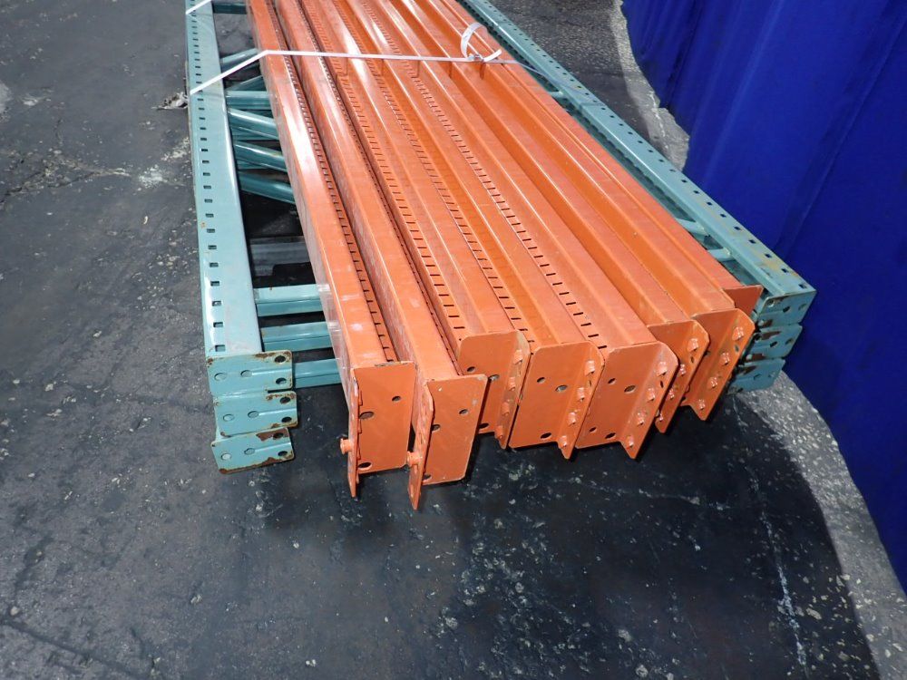 Pallet Racking - Teardrop