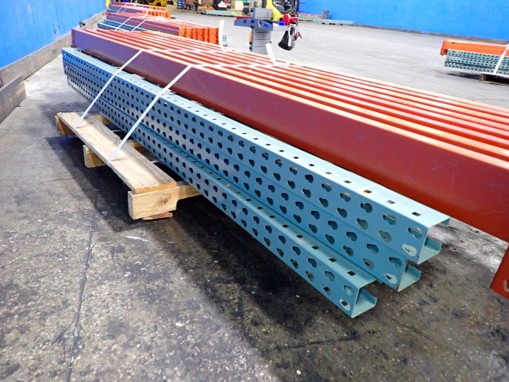 36" X 96" Pallet Racking - Tear Drop