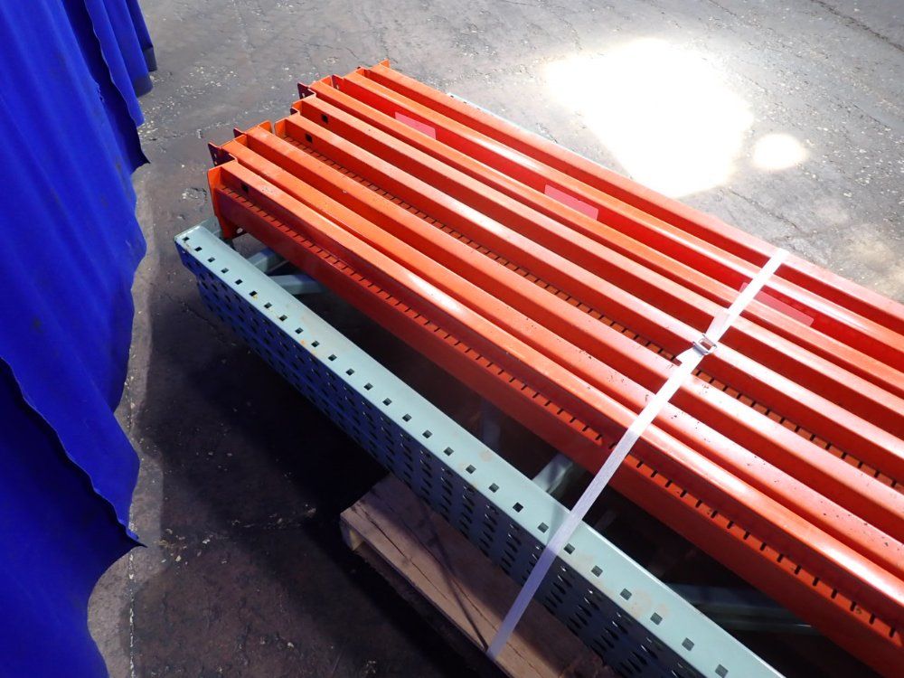 36" X 96" Pallet Racking Lot - Teardrop
