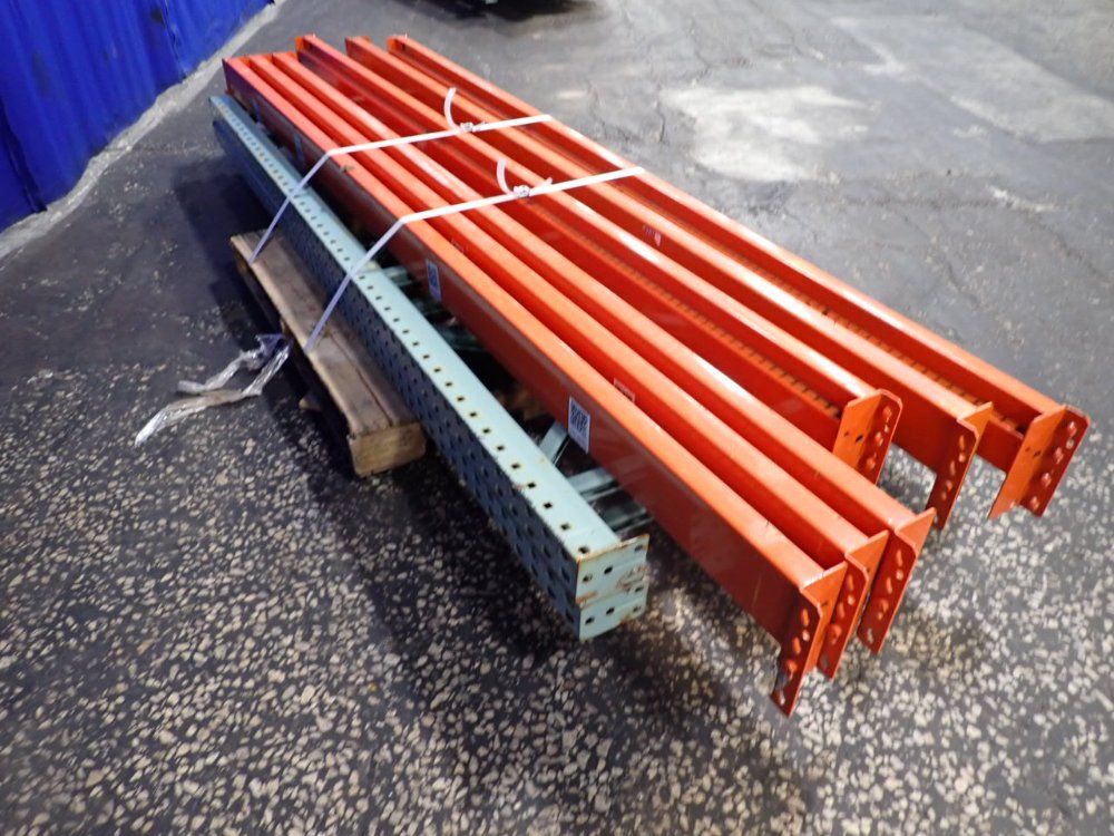 36" X 96" Pallet Racking Lot - Teardrop