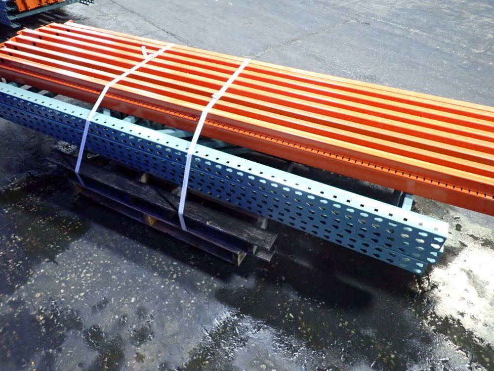 30" X 96" Pallet Racking Lot - Teardrop