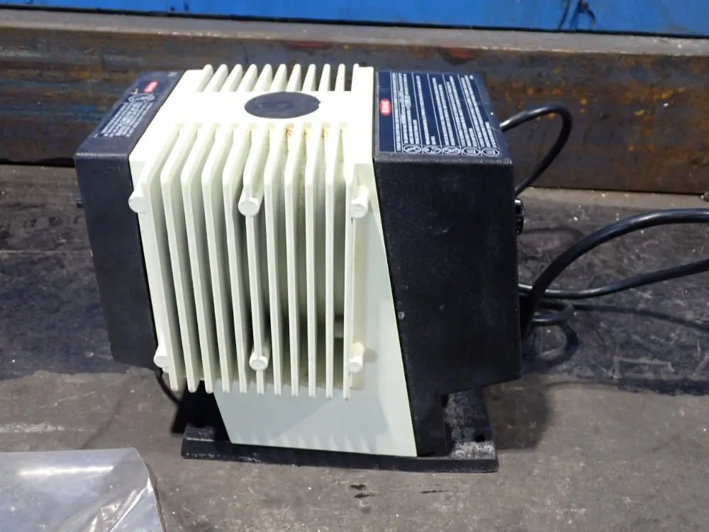 Wallace & Tiernan 50 Psi Chempulse Electronic Pump - 45-100/k1m