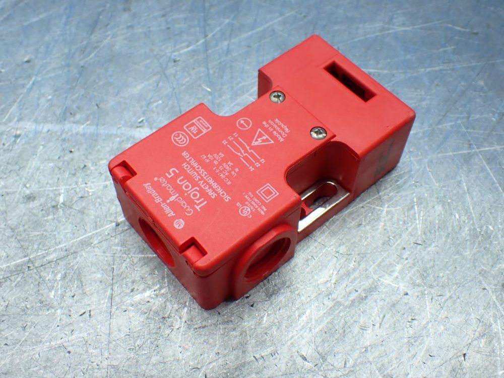 Allen-bradley Guardmaster Trojan 5 Safety Switch - 440k-t11090