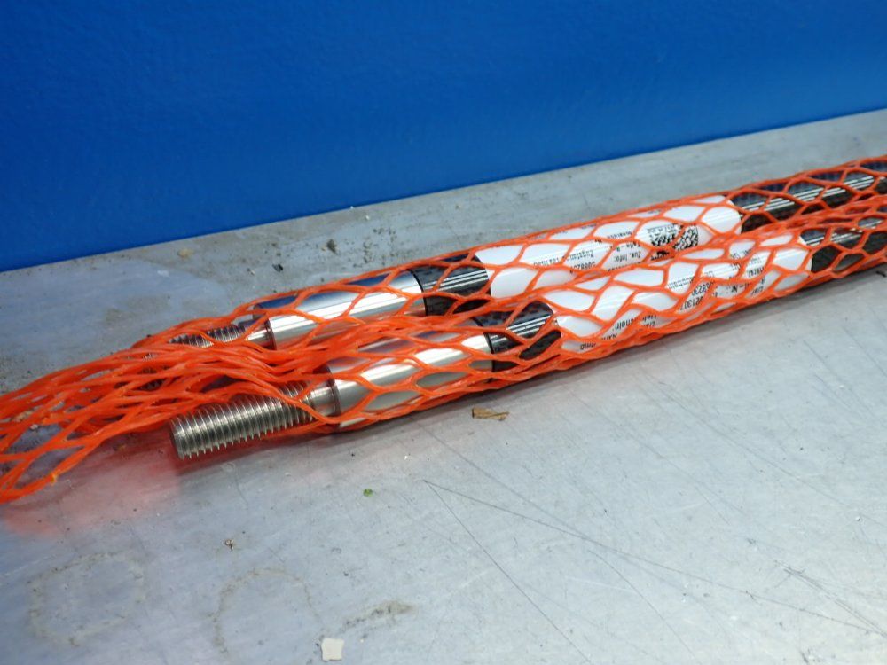 Uhlmann 2 Carbon Fiber Tie Rods 18x1585 - 5068230