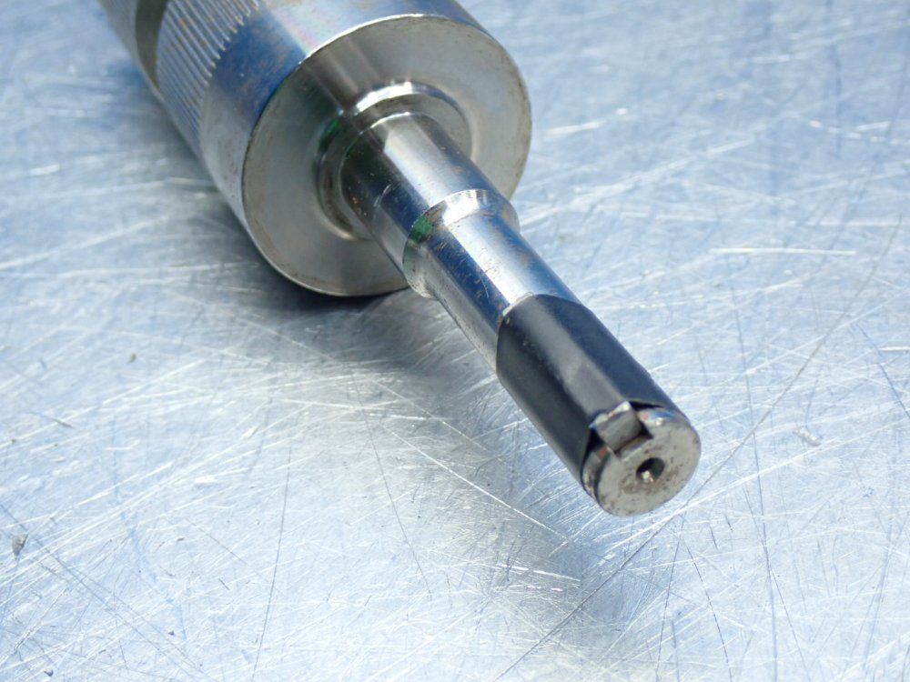 Unknown Conveyor Shaft Component