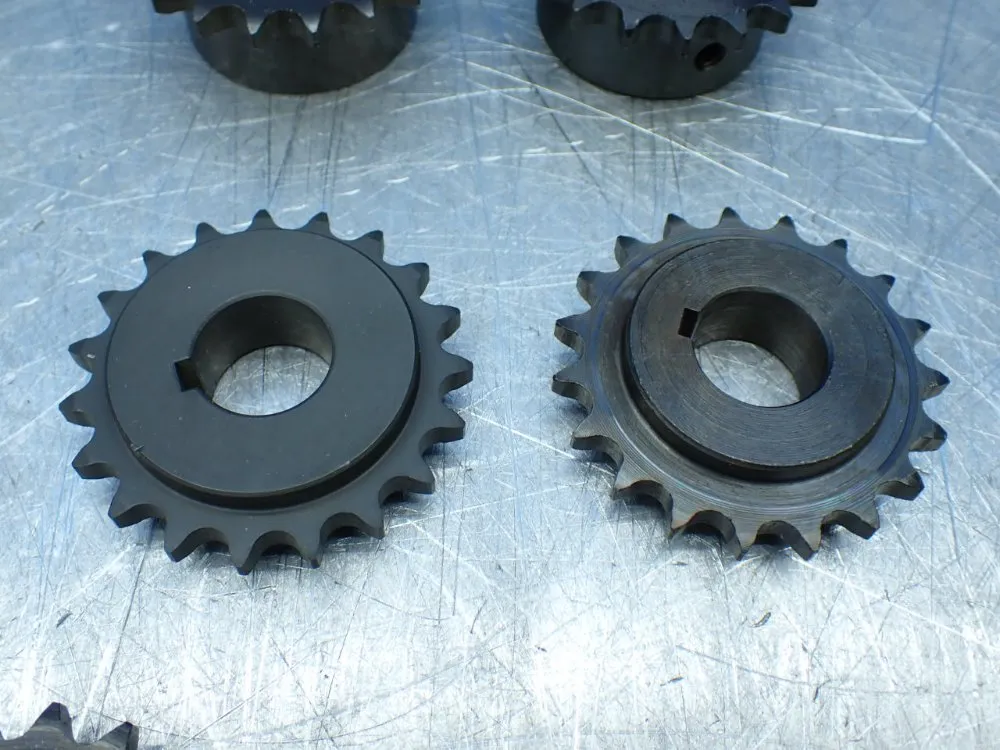 Unknown 14pcs Assorted Gear/pully Lot - Unknown