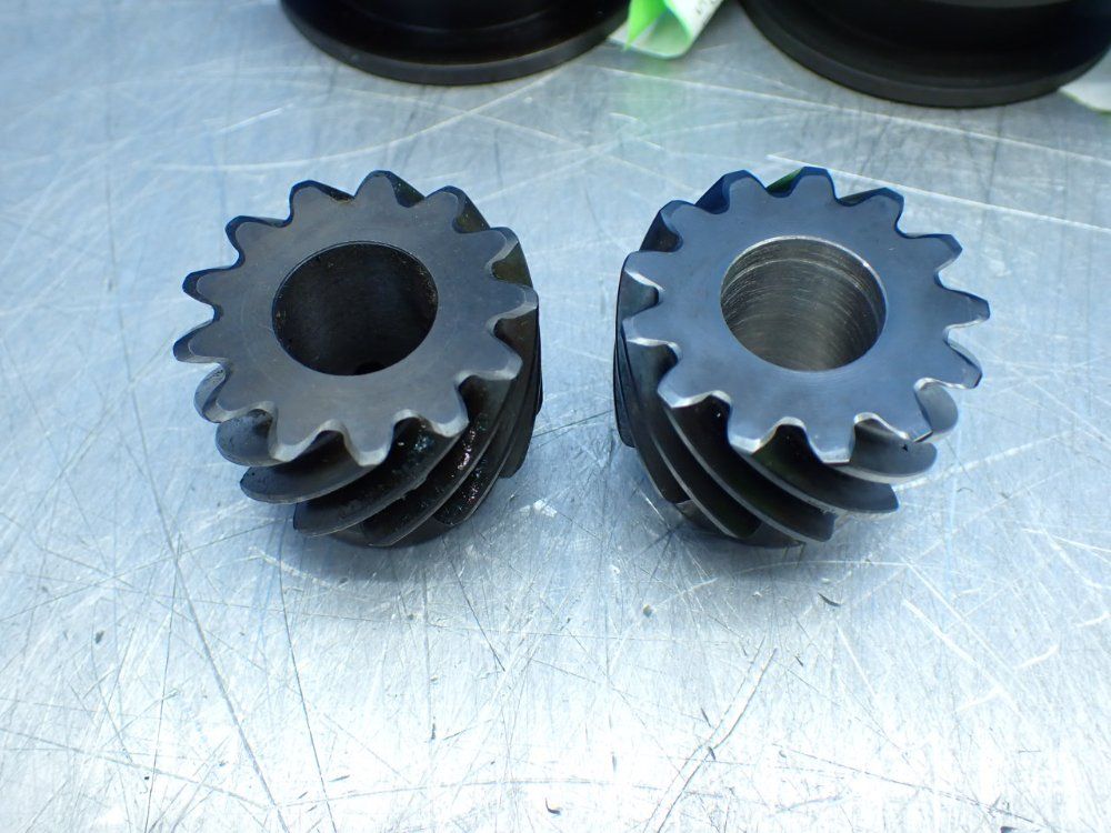 Unknown 14pcs Assorted Gear/pully Lot - Unknown