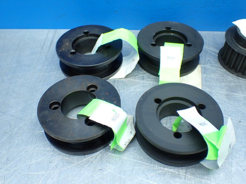 Unknown 14pcs Assorted Gear/pully Lot - Unknown
