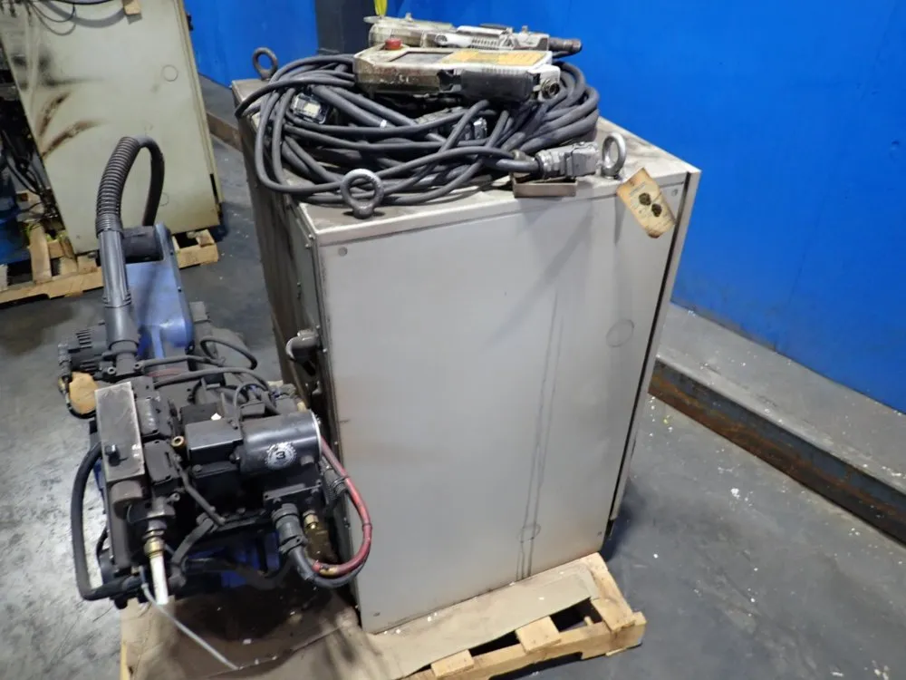 Yaskawa Motoman Robot - Mh6