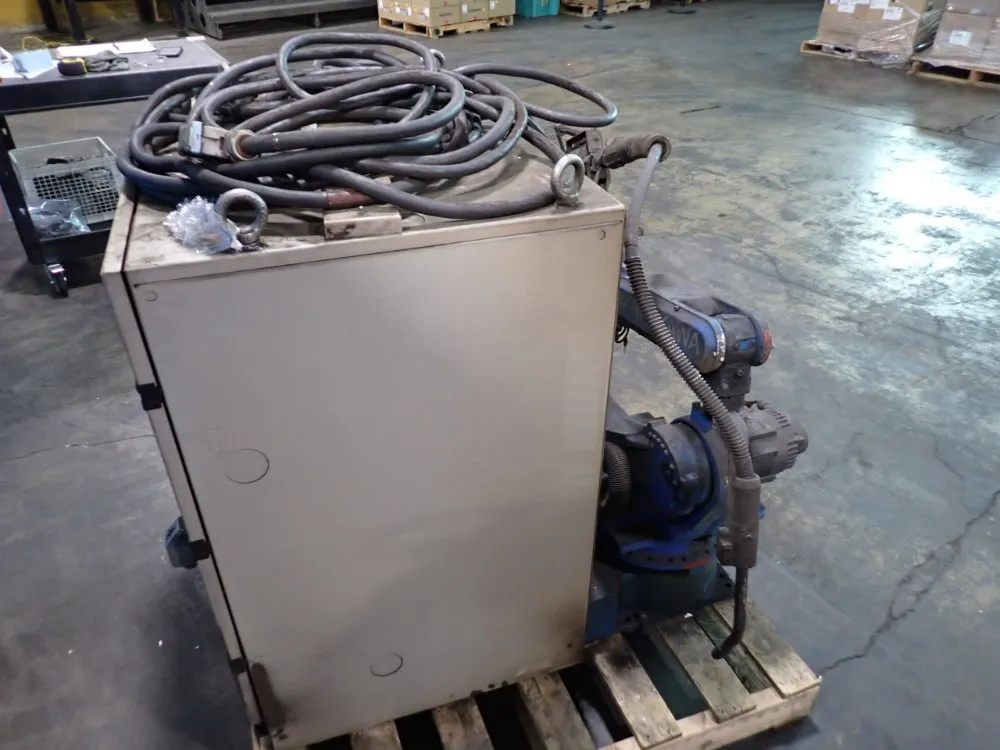 Yaskawa Motoman Robot - Mh6