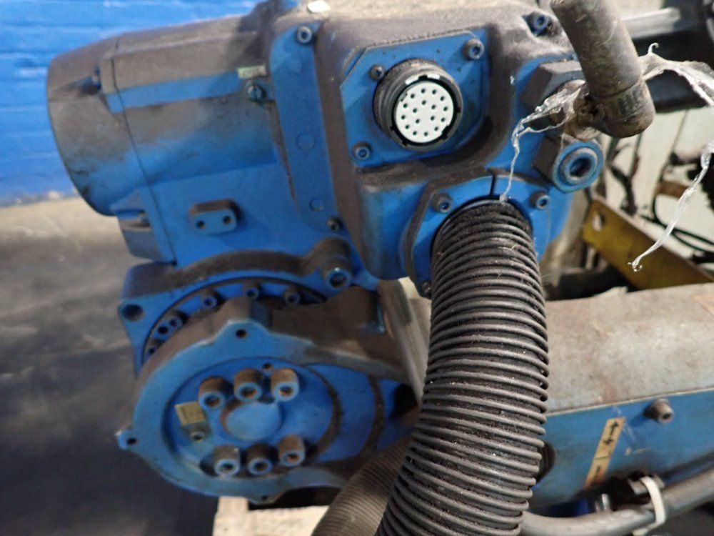 Yaskawa Electric Robot - Mh6