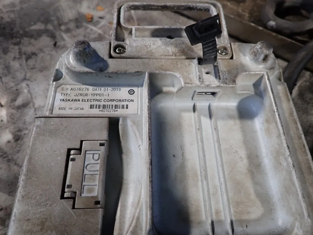 Yaskawa Electric Robot - Mh6