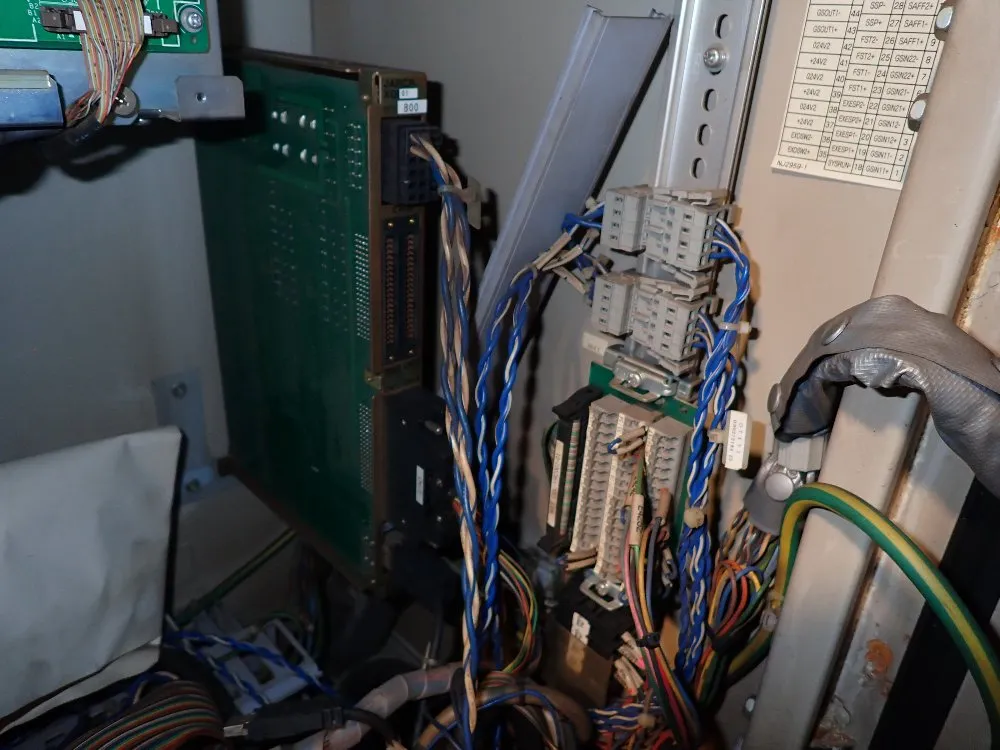 Yaskawa Electric Robot - Mh6