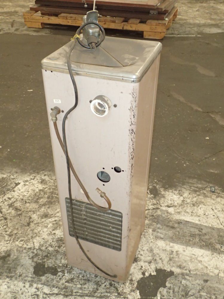 Ebco Water Fountain - Oasis