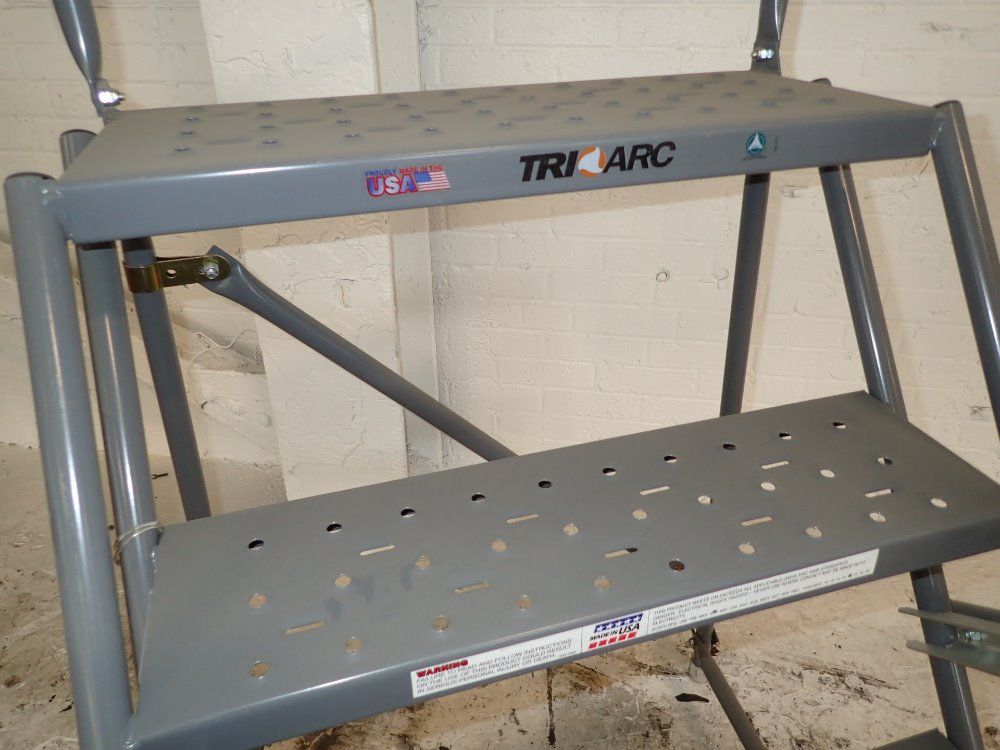 Tri Arc 4 Steps Portable Stairs