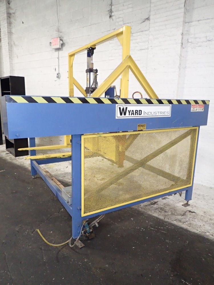Wyard Ind Pneumatic Lift