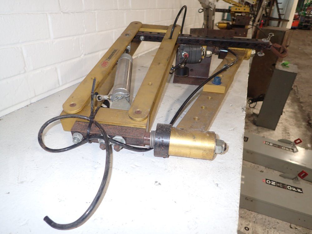 Ingersoll Manipulator Arm