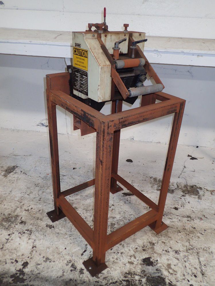 Dickerman Feeder/straightener